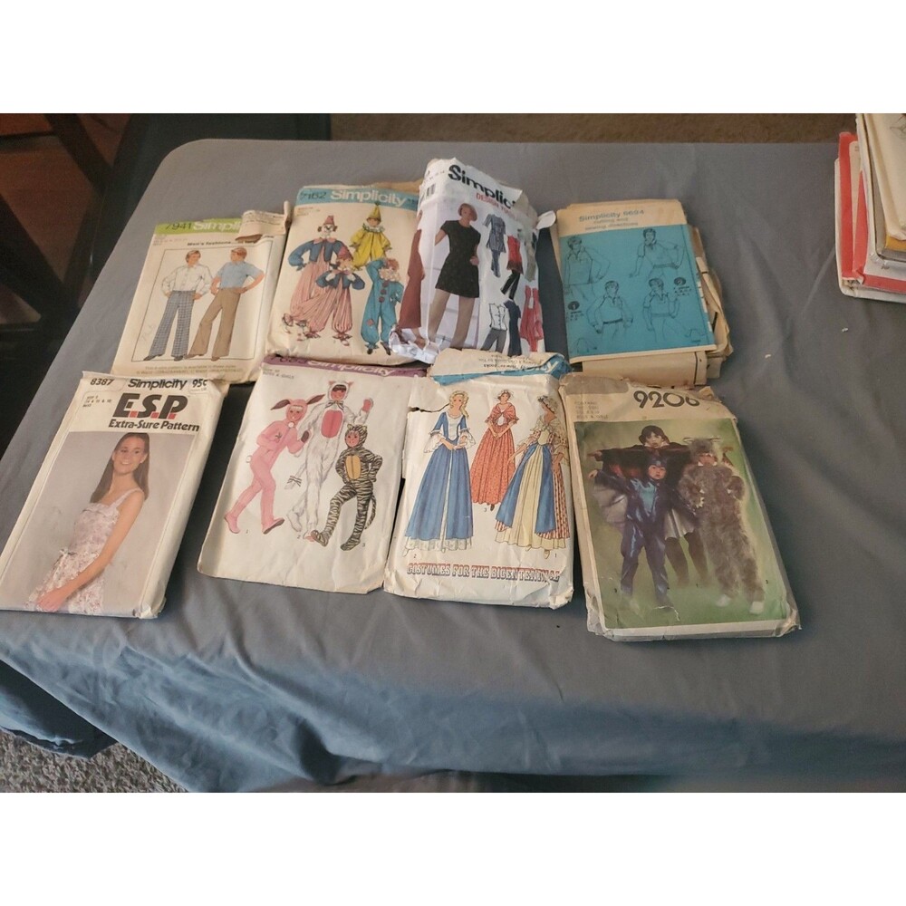 75 + Vtg SEWING PATTERNS MCCALL’S SIMPLICITY BUTTERICK VOGUE NEW LOOK SEE & SEW - Picture 8 of 14